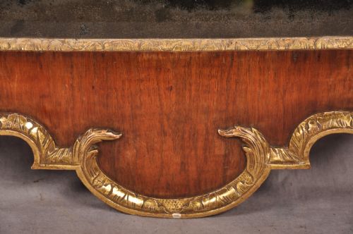 18TH CENTURY WALNUT PARCEL GILT MIRROR - ADDITIONAL PHOTO 7