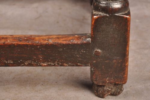 17TH CENTURY OAK ELM JOINT STOOL - ADDITIONAL PHOTO 5
