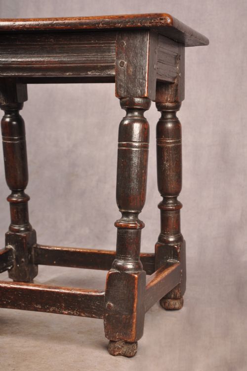 17TH CENTURY OAK ELM JOINT STOOL - ADDITIONAL PHOTO 6