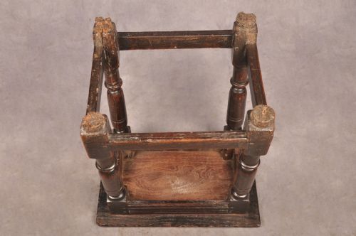 17TH CENTURY OAK ELM JOINT STOOL - ADDITIONAL PHOTO 9