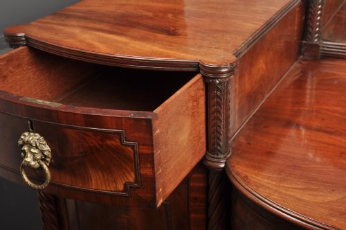 FINE REGENCY MAHOGANY SIDEBOARD - ADDITIONAL PHOTO 8
