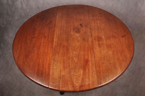 FINE 18TH CENTURY MAHOGANY GATELEG TABLE - ADDITIONAL PHOTO 4