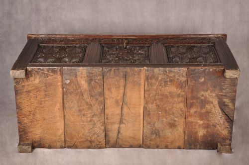17TH CENTURY LAKELAND OAK COFFER - ADDITIONAL PHOTO 9