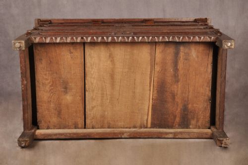 RARE 17TH CENTURY OAK CHEST OF DRAWERS - ADDITIONAL PHOTO 19