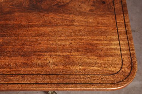 FINE REGENCY MAHOGANY BREAKFAST TABLE - ADDITIONAL PHOTO 3