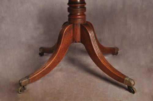 FINE REGENCY MAHOGANY BREAKFAST TABLE - ADDITIONAL PHOTO 7