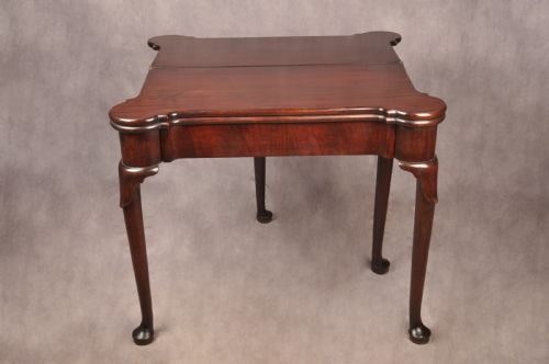 RARE 18TH CENTURY MAHOGANY TRIPLE TOP CARD TABLE - ADDITIONAL PHOTO 9