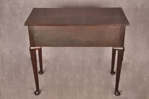 FINE EARLY 18TH CENTURY MAHOGANY LOWBOY - ADDITIONAL PHOTO 12