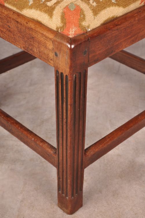 FINE 18TH CENTURY CORNER CHAIR - ADDITIONAL PHOTO 7
