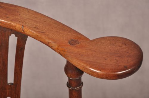 FINE 18TH CENTURY CORNER CHAIR - ADDITIONAL PHOTO 9