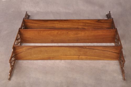18TH CENTURY PADOUK WOOD CHIPPENDALE HANGING SHELVES - ADDITIONAL PHOTO 13