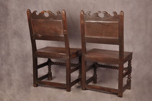 PAIR OF 17TH CENTURY LANCASHIRE CHAIRS - ADDITIONAL PHOTO 8