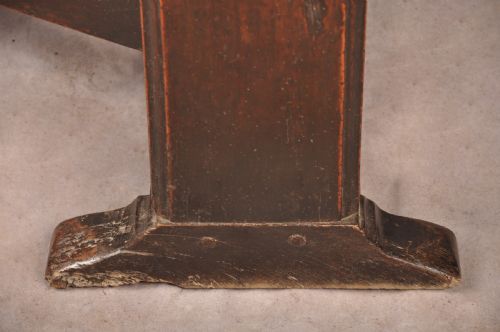 RARE MID 17TH CENTURY ELM GATELEG TABLE OF SMALL PROPORTIONS - ADDITIONAL PHOTO 6