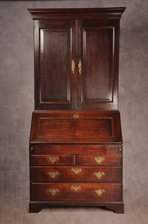 early 18th century oak bureau bookcase - CATEGORY: ANTIQUE BUREAU - DATED 18TH CENTURY