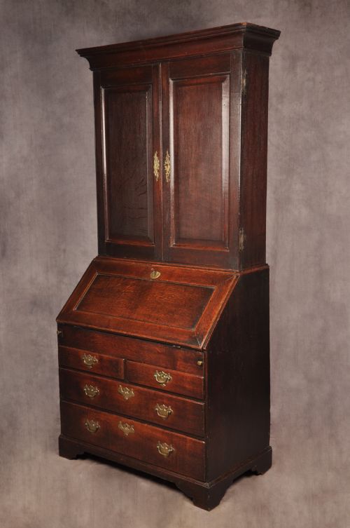 EARLY 18TH CENTURY OAK BUREAU BOOKCASE - ADDITIONAL PHOTO 3