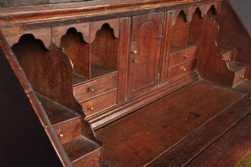 EARLY 18TH CENTURY OAK BUREAU BOOKCASE - ADDITIONAL PHOTO 13