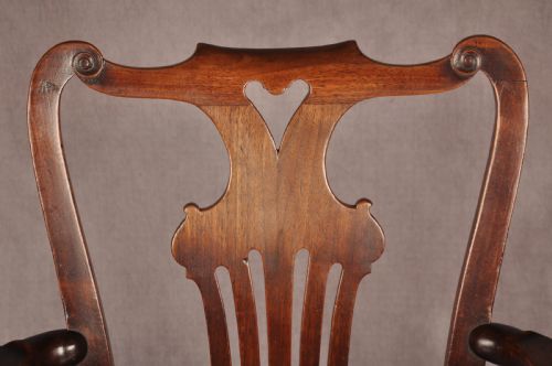 GEORGE II WALNUT ARMCHAIR - ADDITIONAL PHOTO 2