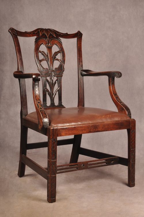 FINE 18TH CENTURY MAHOGANY CHIPPENDALE ARMCHAIR - ADDITIONAL PHOTO 6