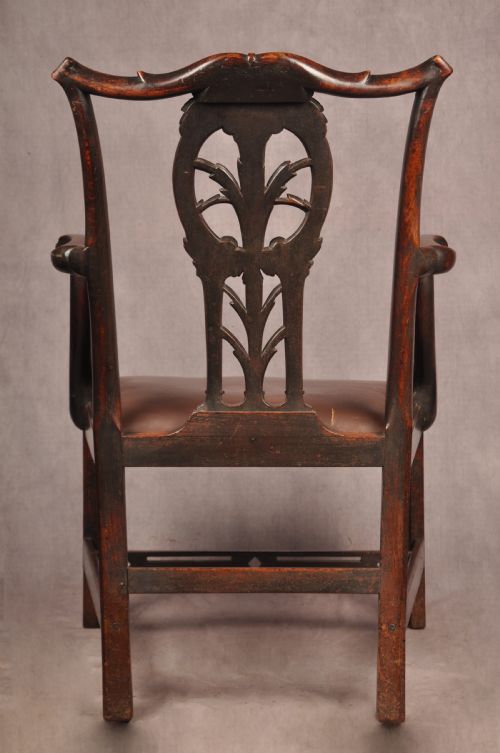 FINE 18TH CENTURY MAHOGANY CHIPPENDALE ARMCHAIR - ADDITIONAL PHOTO 11