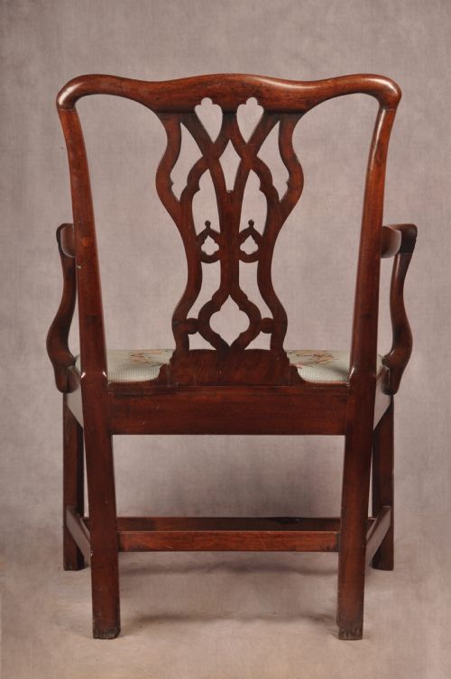 18TH CENTURY MAHOGANY CHIPPENDALE ARMCHAIR - ADDITIONAL PHOTO 13