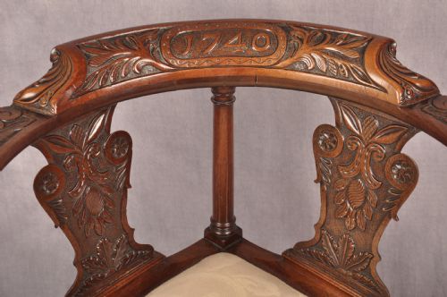 A RARE DATED 18TH CENTURY IRISH MAHOGANY DESK CHAIR - ADDITIONAL PHOTO 7