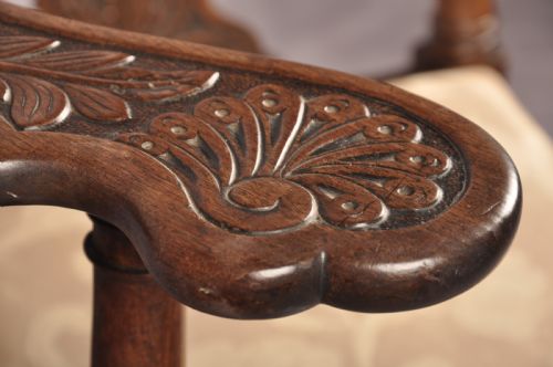 A RARE DATED 18TH CENTURY IRISH MAHOGANY DESK CHAIR - ADDITIONAL PHOTO 9