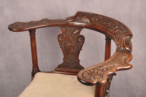 A RARE DATED 18TH CENTURY IRISH MAHOGANY DESK CHAIR - ADDITIONAL PHOTO 14