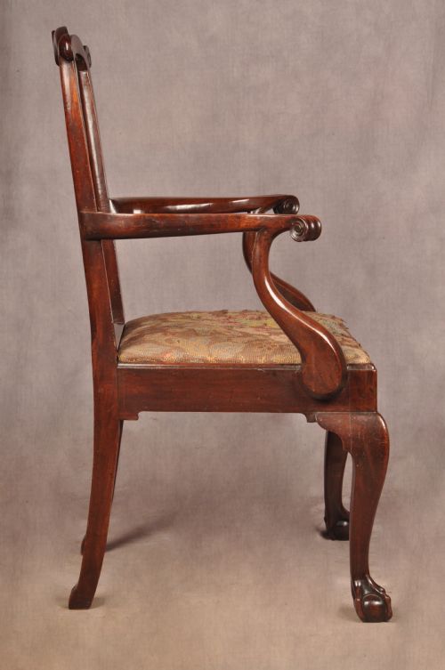 FINE 18TH CENTURY IRISH MAHOGANY ARMCHAIR - ADDITIONAL PHOTO 15