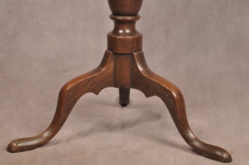 MID 18TH CENTURY OAK TRIPOD TABLE - ADDITIONAL PHOTO 2