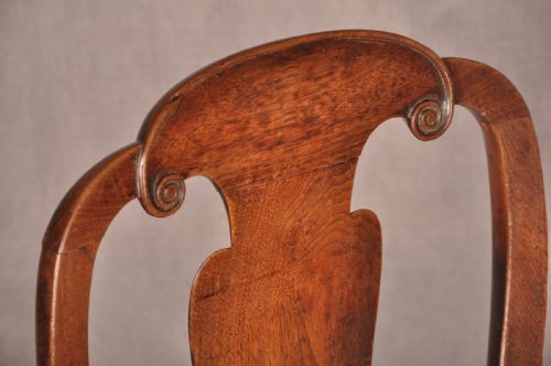 FINE GEORGE I WALNUT SIDE CHAIR - ADDITIONAL PHOTO 4