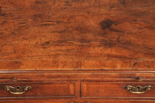 SMALL EARLY 18TH CENTURY WALNUT CHEST OF DRAWERS - ADDITIONAL PHOTO 20