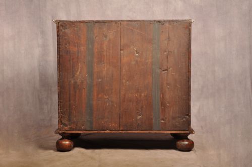 17TH WALNUT CENTURY CHEST OF DRAWERS - ADDITIONAL PHOTO 13