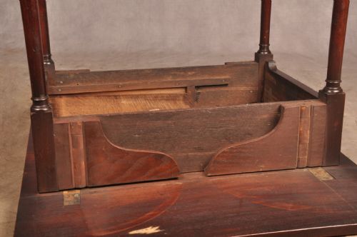 BEAUTIFUL SMALL 18TH CENTURY MAHOGANY PEMBROKE TABLE - ADDITIONAL PHOTO 15