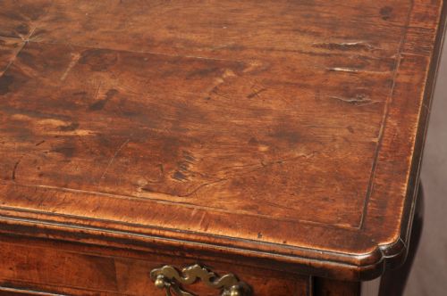 EARLY GEORGE II WALNUT LOWBOY SIDE TABLE - ADDITIONAL PHOTO 8