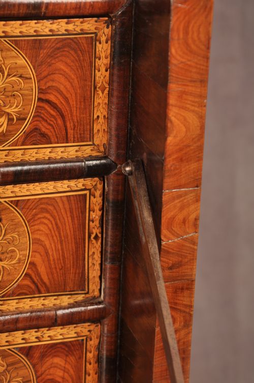 IMPORTANT 17TH CENTURY ARABESQUESEAWEED MARQUETRY ESCRITOIRE ON STAND - ADDITIONAL PHOTO 19