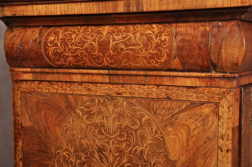 IMPORTANT 17TH CENTURY ARABESQUESEAWEED MARQUETRY ESCRITOIRE ON STAND - ADDITIONAL PHOTO 21
