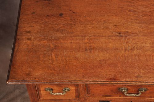 FINE MID 18TH CENTURY OAK LOWBOY SIDE TABLE - ADDITIONAL PHOTO 7