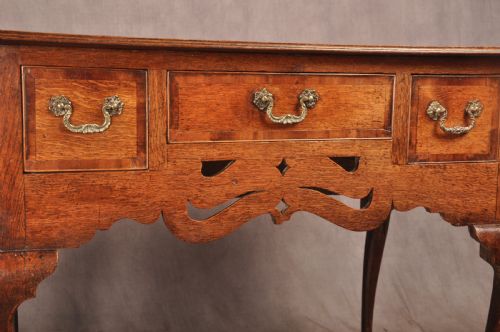 FINE MID 18TH CENTURY OAK LOWBOY SIDE TABLE - ADDITIONAL PHOTO 8