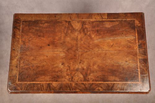RARE EARLY 18TH CENTURY WALNUT LOWBOY - ADDITIONAL PHOTO 7
