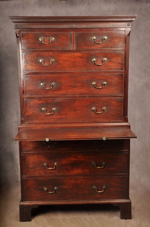 FINE 18TH CENTURY MAHOGANY TALLBOY - ADDITIONAL PHOTO 10