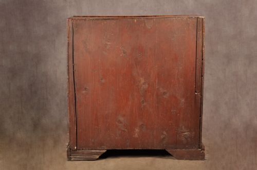 EXCEPTIONAL EARLY 18TH CENTURY BURR ELM BUREAU - ADDITIONAL PHOTO 18