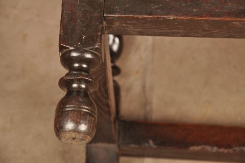 SMALL 17TH CENTURY OAK SIDE TABLE - ADDITIONAL PHOTO 13