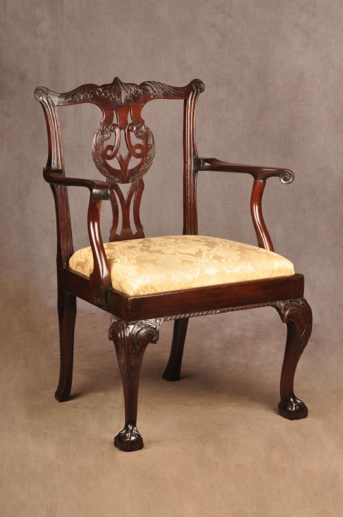 FINE GEORGE II MAHOGANY ARMCHAIR - ADDITIONAL PHOTO 1
