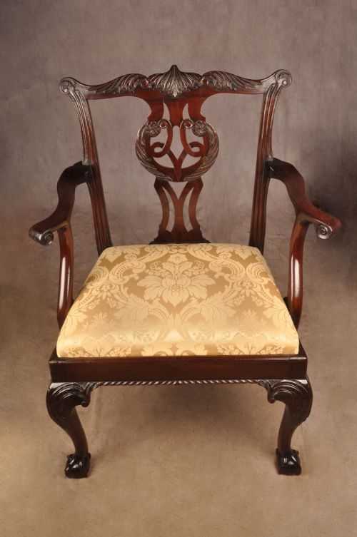 FINE GEORGE II MAHOGANY ARMCHAIR - ADDITIONAL PHOTO 10