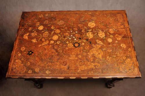 A MAGNIFICENT 17TH CENTURY DUTCH MARQUETRY CENTRE TABLE - ADDITIONAL PHOTO 1
