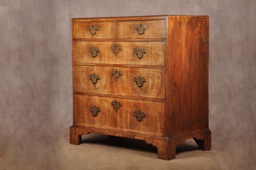 MID 18TH CENTURY WALNUT CHEST OF DRAWERS - ADDITIONAL PHOTO 14