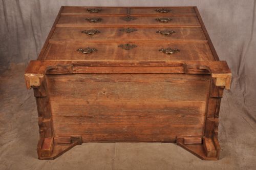 MID 18TH CENTURY WALNUT CHEST OF DRAWERS - ADDITIONAL PHOTO 17