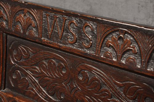 RARE 17TH CENTURY OAK SETTLE - ADDITIONAL PHOTO 1