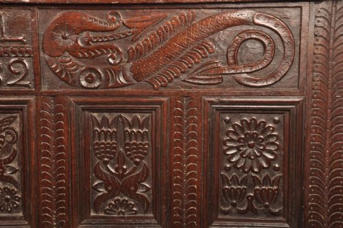 17TH CENTURY OAK LANCASHIRE COFFER - ADDITIONAL PHOTO 4
