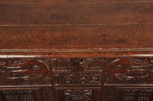 17TH CENTURY OAK LANCASHIRE COFFER - ADDITIONAL PHOTO 9